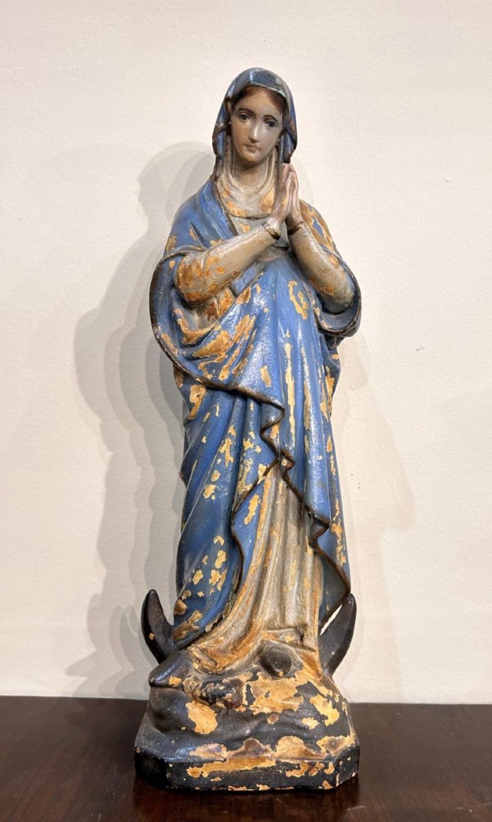 Scultura in cartapesta policroma raffigurante Maria Immacolata. Centro Italia, XVIII secolo.