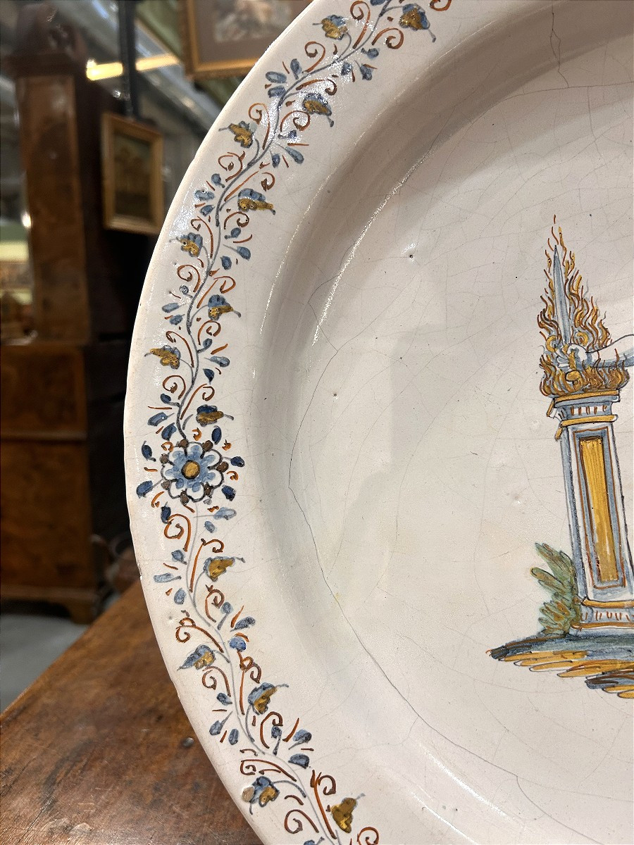 Importante "bianco" di Deruta con figura di Prometeo della seconda metà del XVI secolo.-photo-1