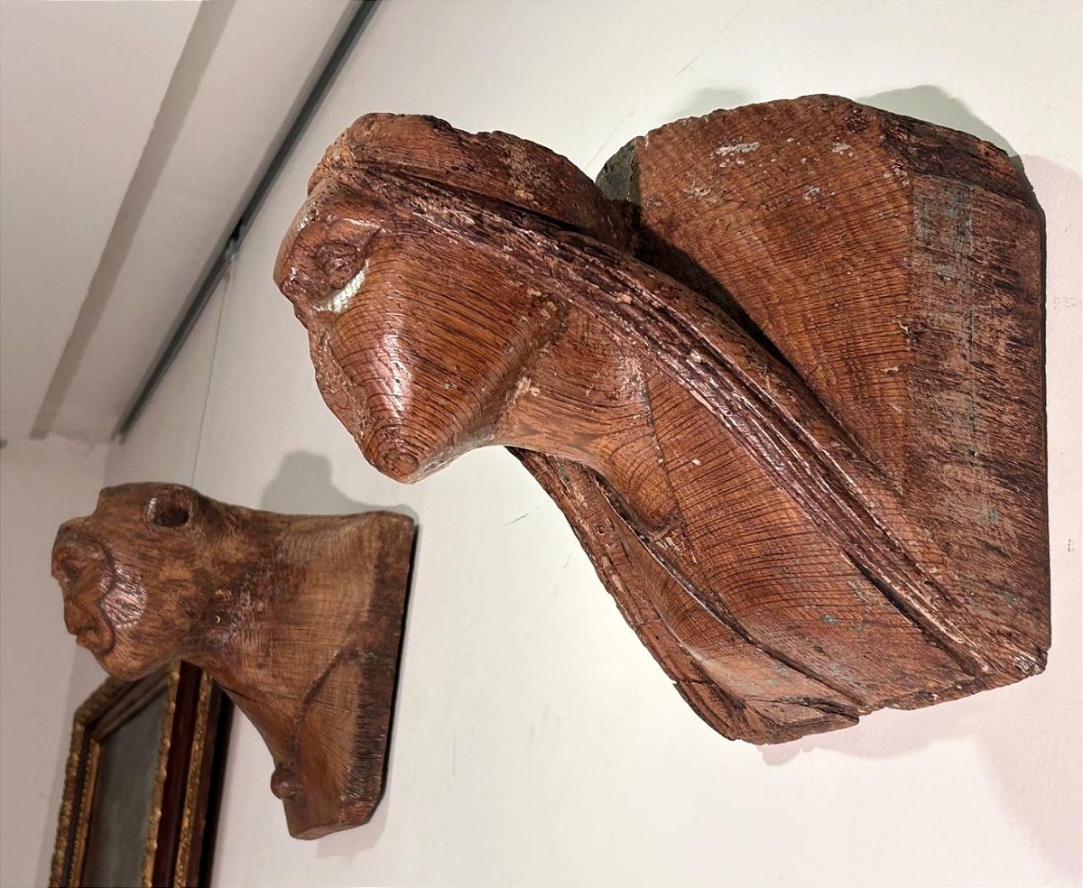 Coppia di elementi architettonici di figure fantastiche, Arte nordica dei primi del XVI secolo.-photo-1