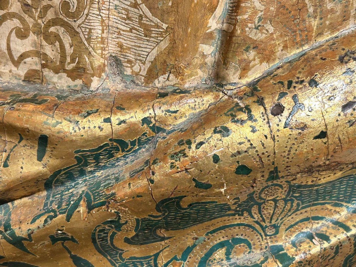 Scultura di santo in legno policromo e ricca decorazione ''Estofado de Oro'' 1a metà del XVIs.-photo-2