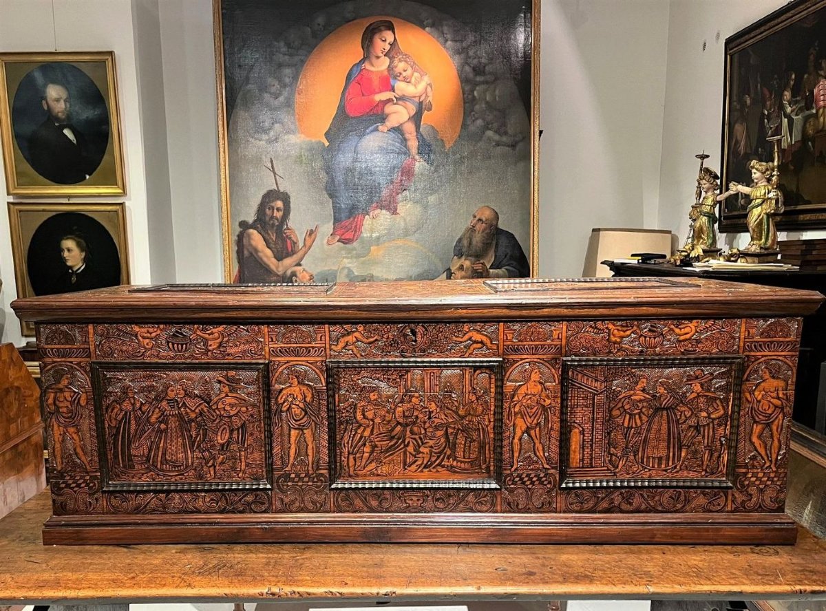 Importante cassone nuziale in cedro del libano pirografato. Venezia o Friuli XVI secolo.-photo-4