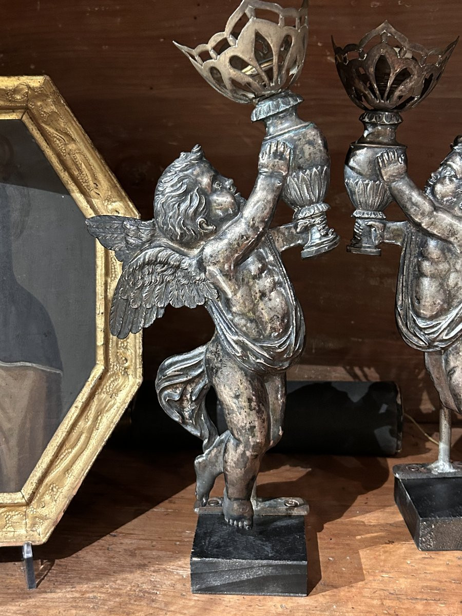 Coppia di putti reggi lume della prima metà dell'Ottocento, Francia.-photo-2