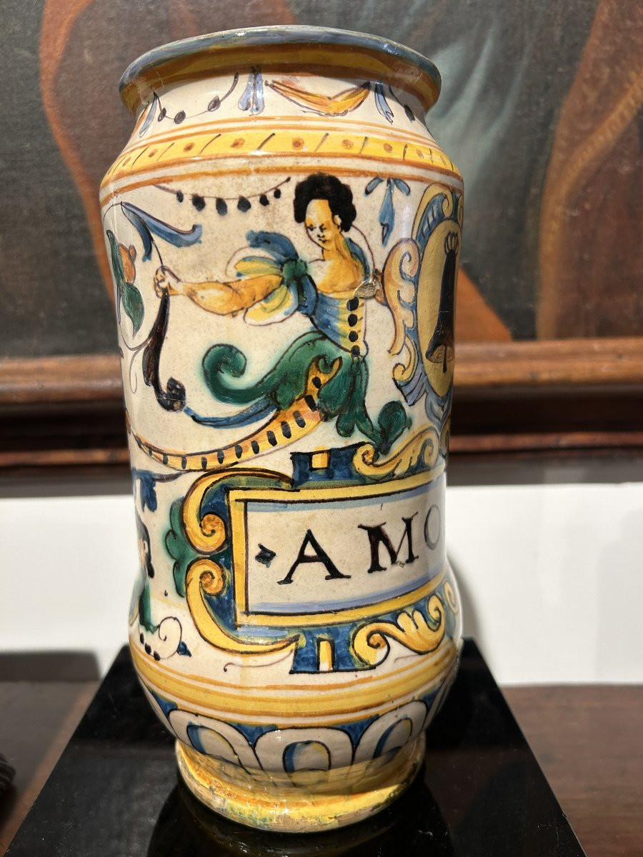 Grande albarello di Montelupo a grottesche, seconda metà del XVI secolo.-photo-2