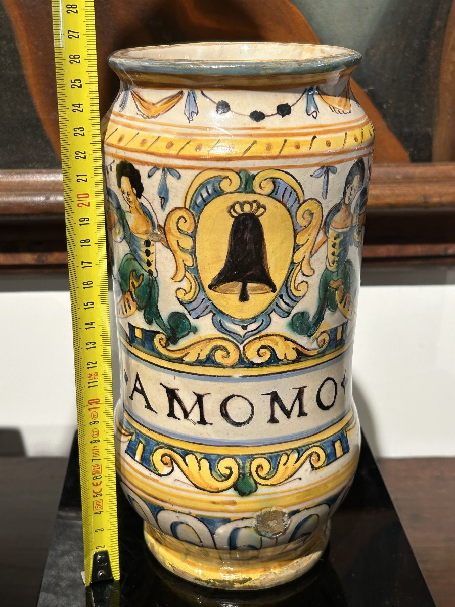 Grande albarello di Montelupo a grottesche, seconda metà del XVI secolo.-photo-3