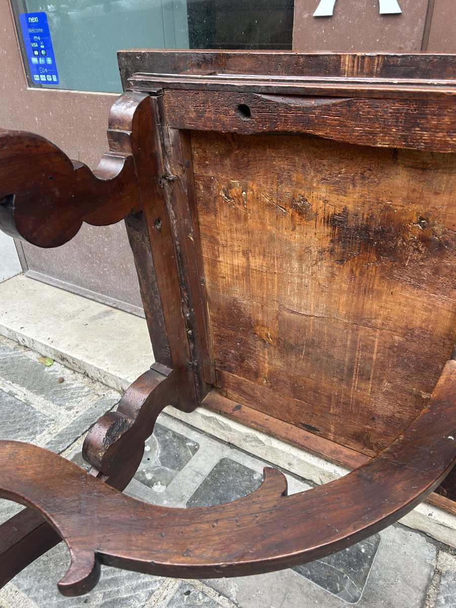 Tavolo scrittoio a lira del Seicento, Italia centrale.-photo-1