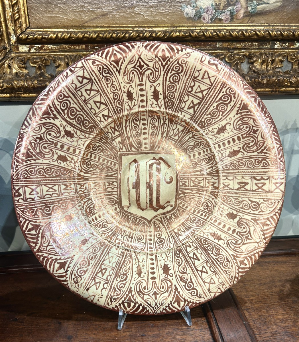 Piatto Ispano-moresco a lustro fine XVI, primi XVII secolo, 40,5cm.