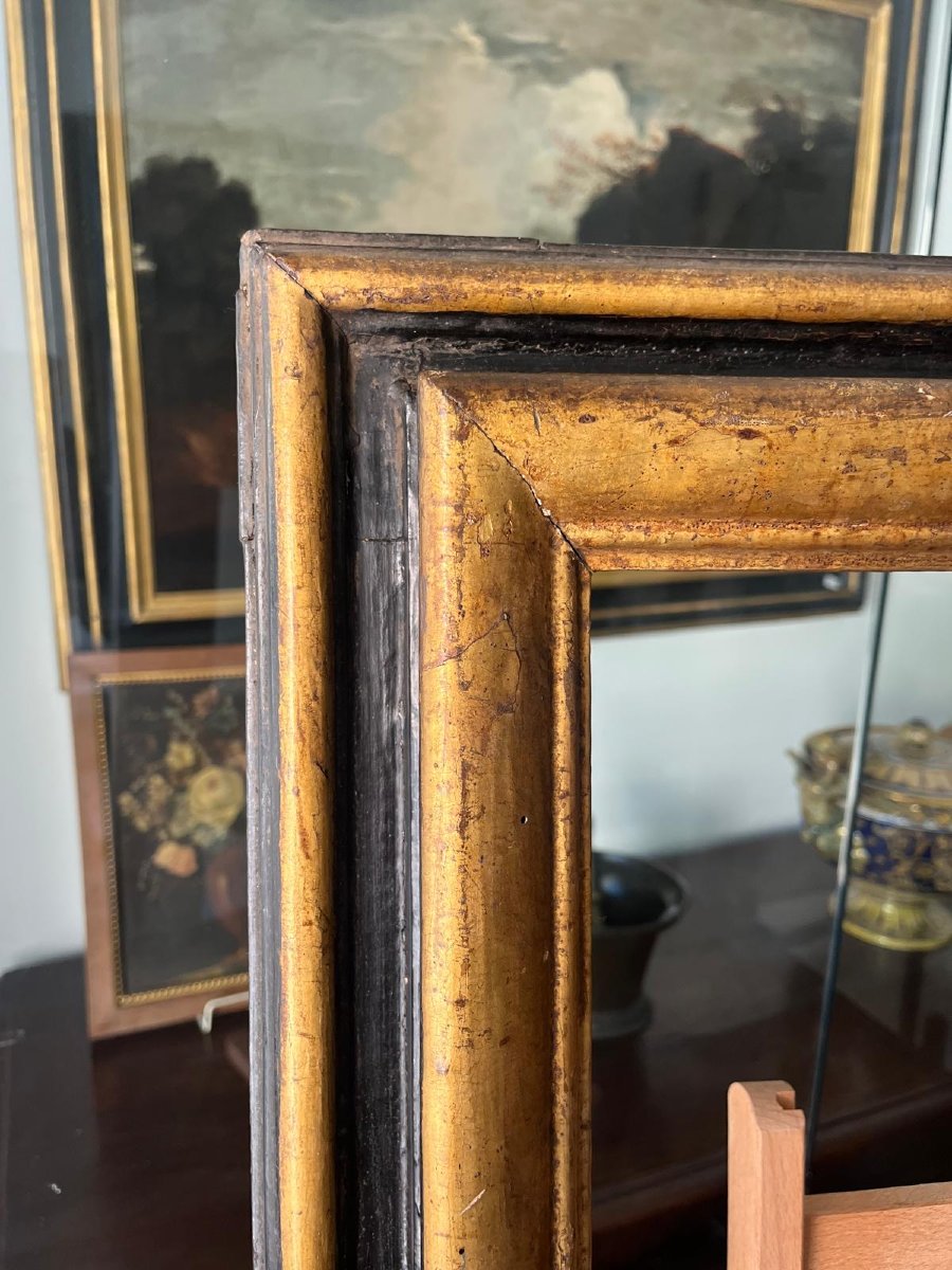 Cornice lacca ed oro dei primi del Seicento. Italia centrale.-photo-3