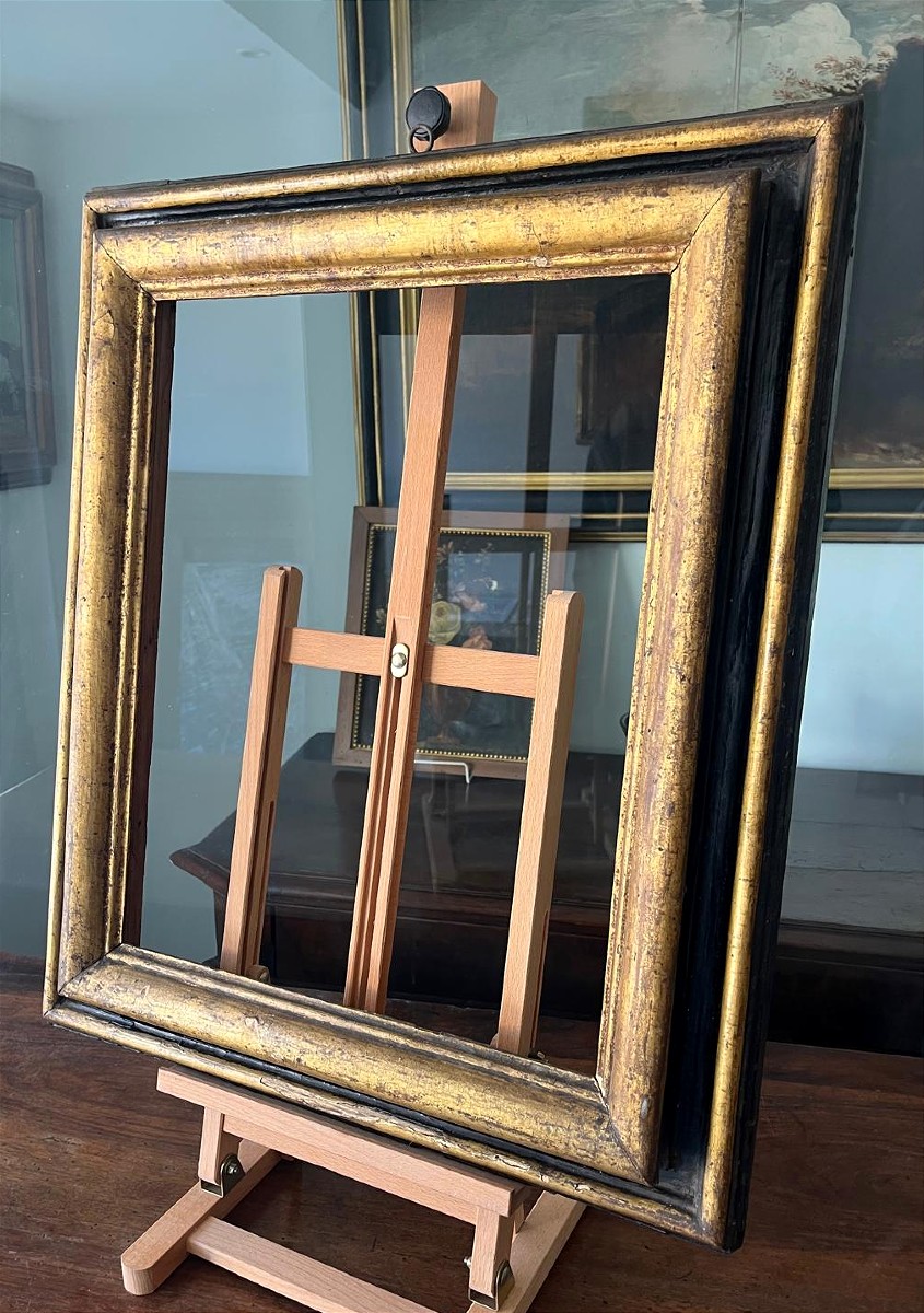 Cornice lacca ed oro dei primi del Seicento. Italia centrale.