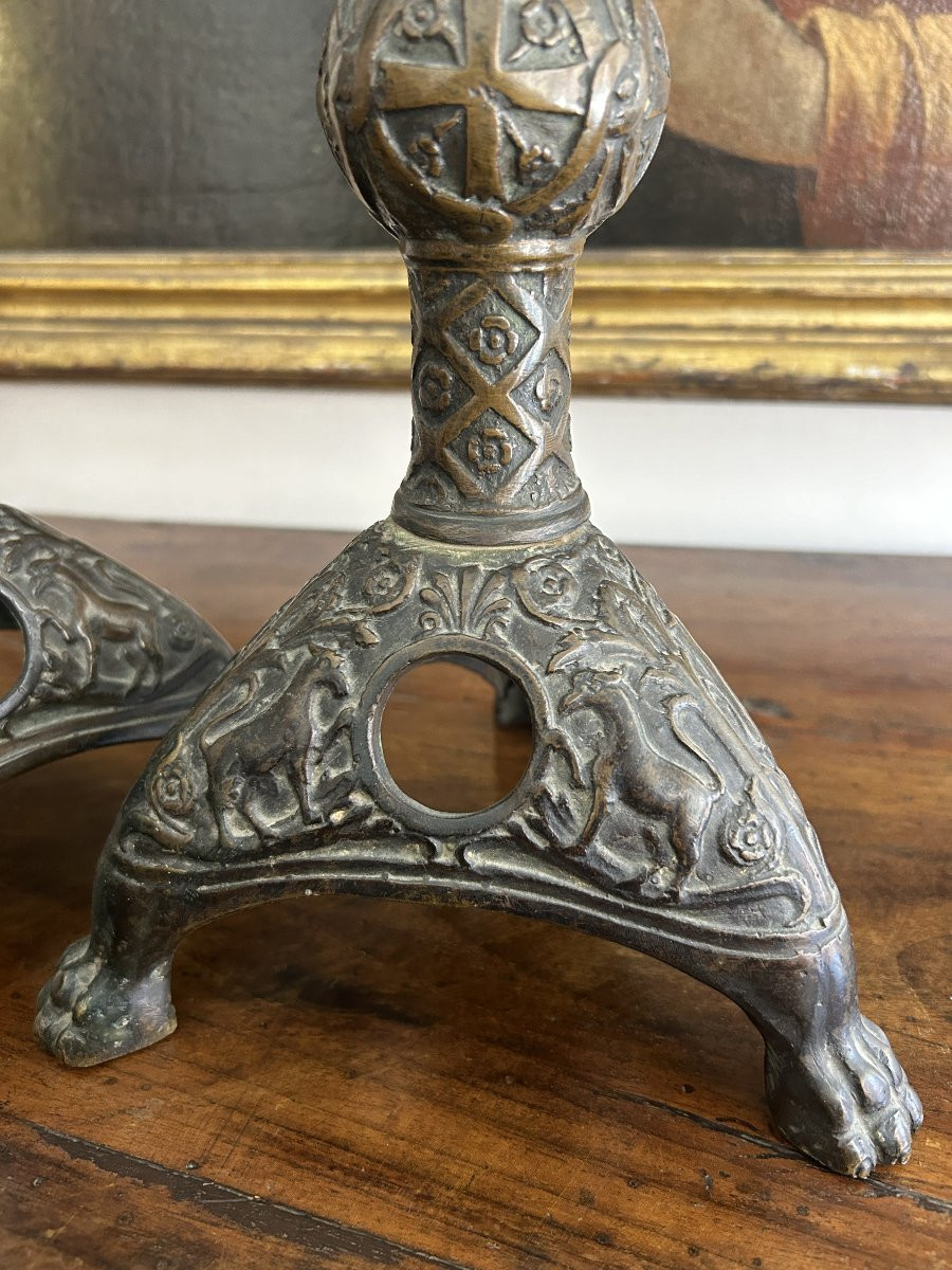 Coppia di antichi candelieri in bronzo tratti da modelli bizantini-photo-4