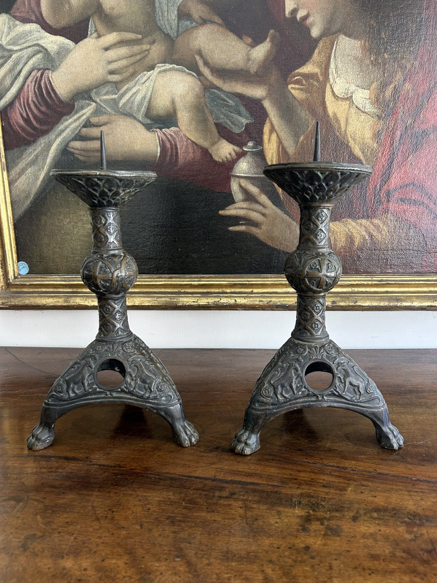 Coppia di antichi candelieri in bronzo tratti da modelli bizantini-photo-2