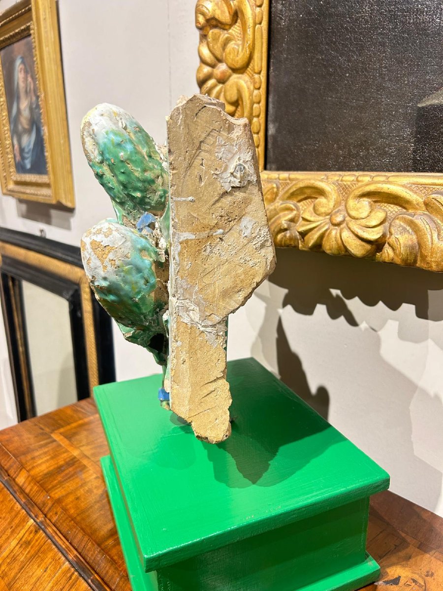 Frammento di una cornice robbiana monumentale in maiolica invetriata. Fine XV - primi XVI s.-photo-2