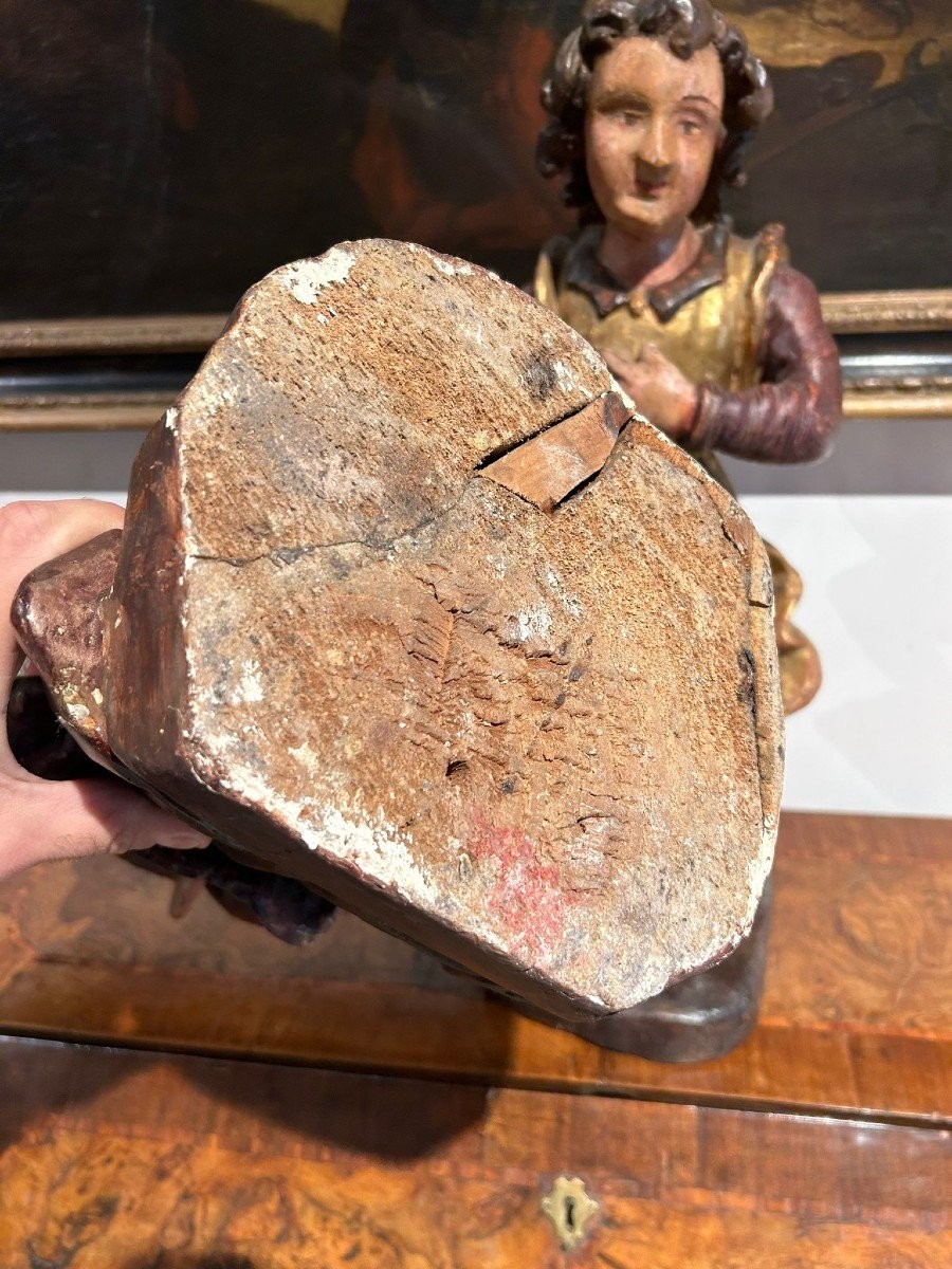 Coppia di sculture in legno raff. figure allegoriche che reggono cornucopia. Italia, XVII s.-photo-4