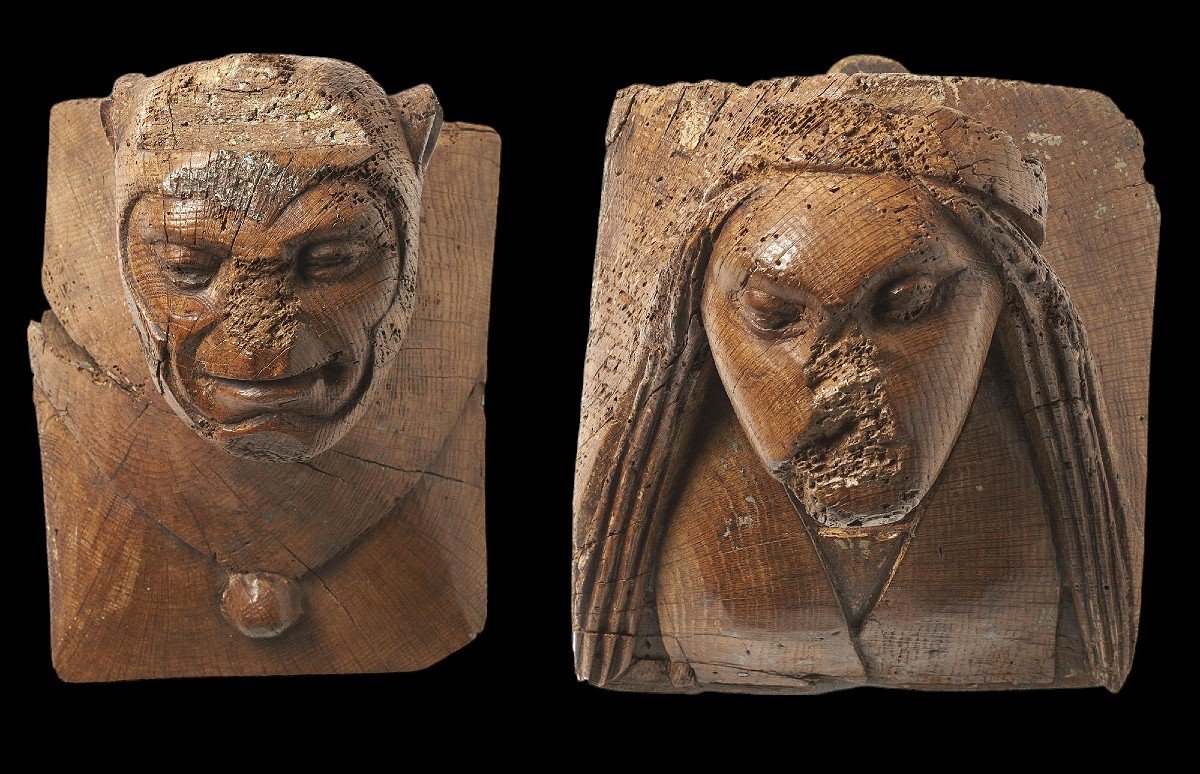 Coppia di elementi architettonici di figure fantastiche, Arte nordica XV/XVI secolo.