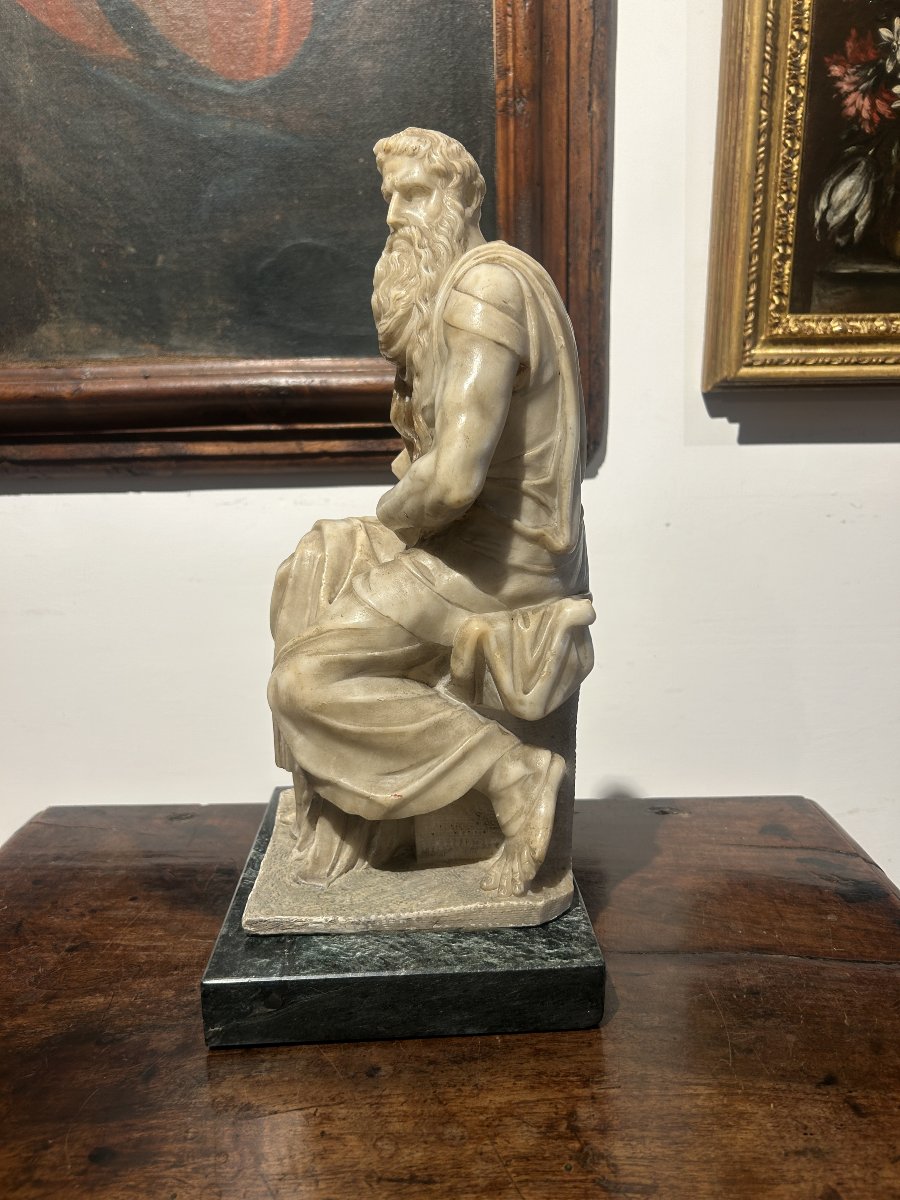 Scultura in alabastro riproducente Mosè di Michelangelo. Italia, primi anni del XIXmo secolo-photo-3