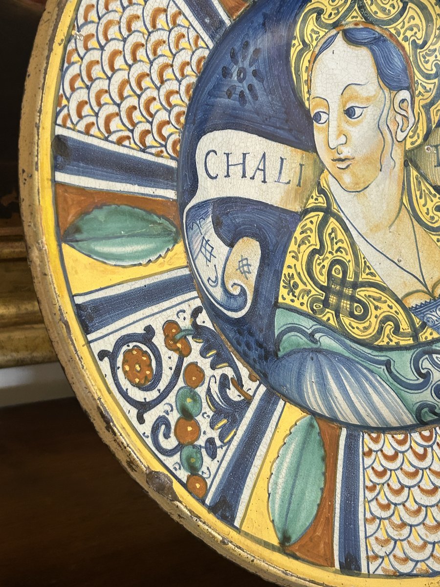 Piatto da pompa di Deruta con bella 1520-40ca.-photo-1
