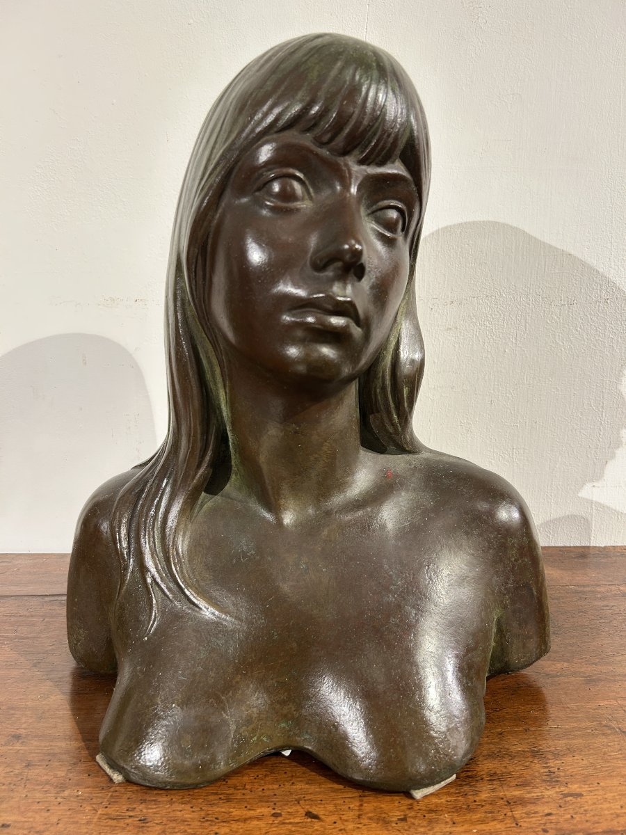 Busto femminile, scultura in bronzo firmata Baiardi. Anni '30 del XX secolo. (40cm x 47cm h)-photo-2