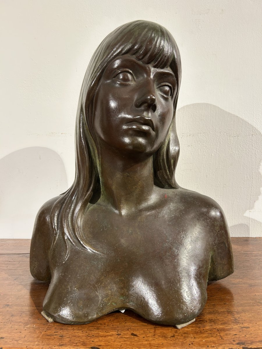 Busto femminile, scultura in bronzo firmata Baiardi. Anni '30 del XX secolo. (40cm x 47cm h)-photo-4