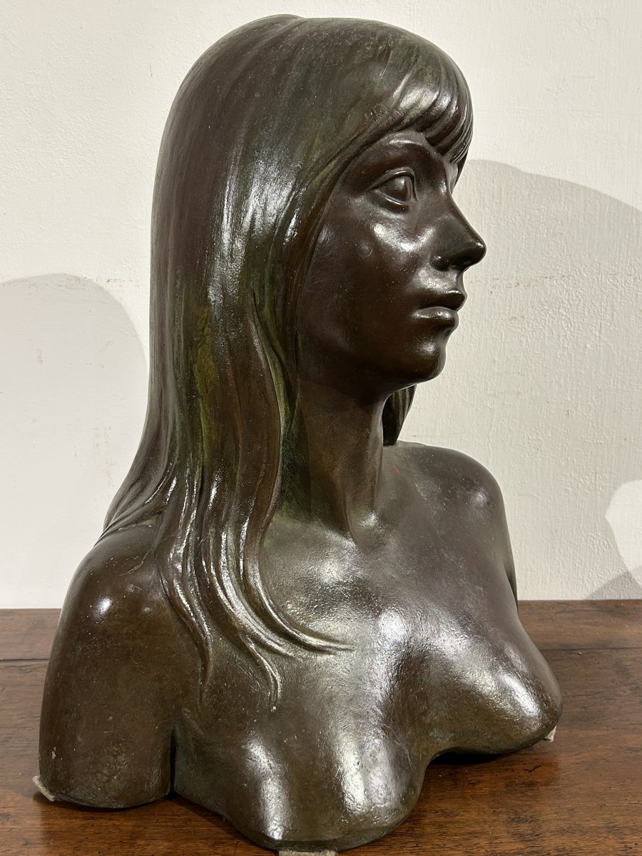Busto femminile, scultura in bronzo firmata Baiardi. Anni '30 del XX secolo. (40cm x 47cm h)-photo-3
