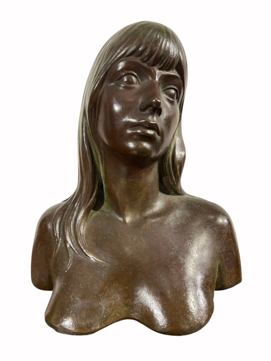 Busto femminile, scultura in bronzo firmata Baiardi. Anni '30 del XX secolo. (40cm x 47cm h)