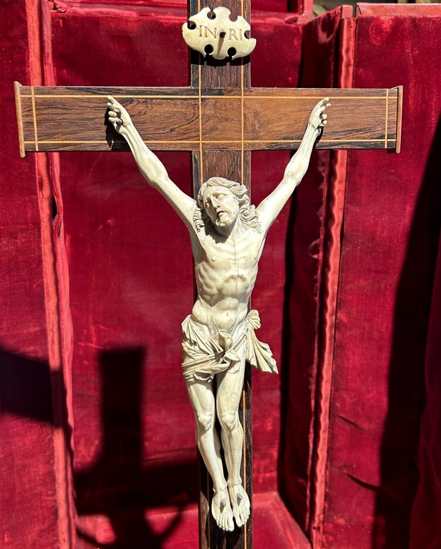 Cristo in avorio, Roma seconda metà del Seicento. (Con Cites)