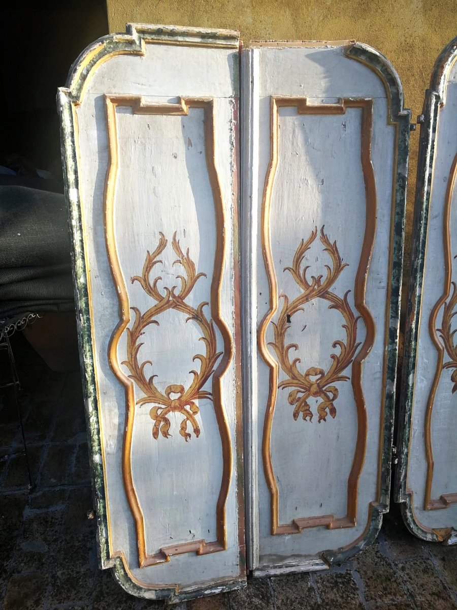 Rare paire de portes italiènne fin XVIIe avec laques et décorations dorées d'origine-photo-2