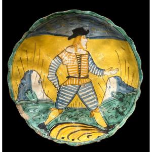 Crespina di Montelupo del XVII secolo da 28cm.