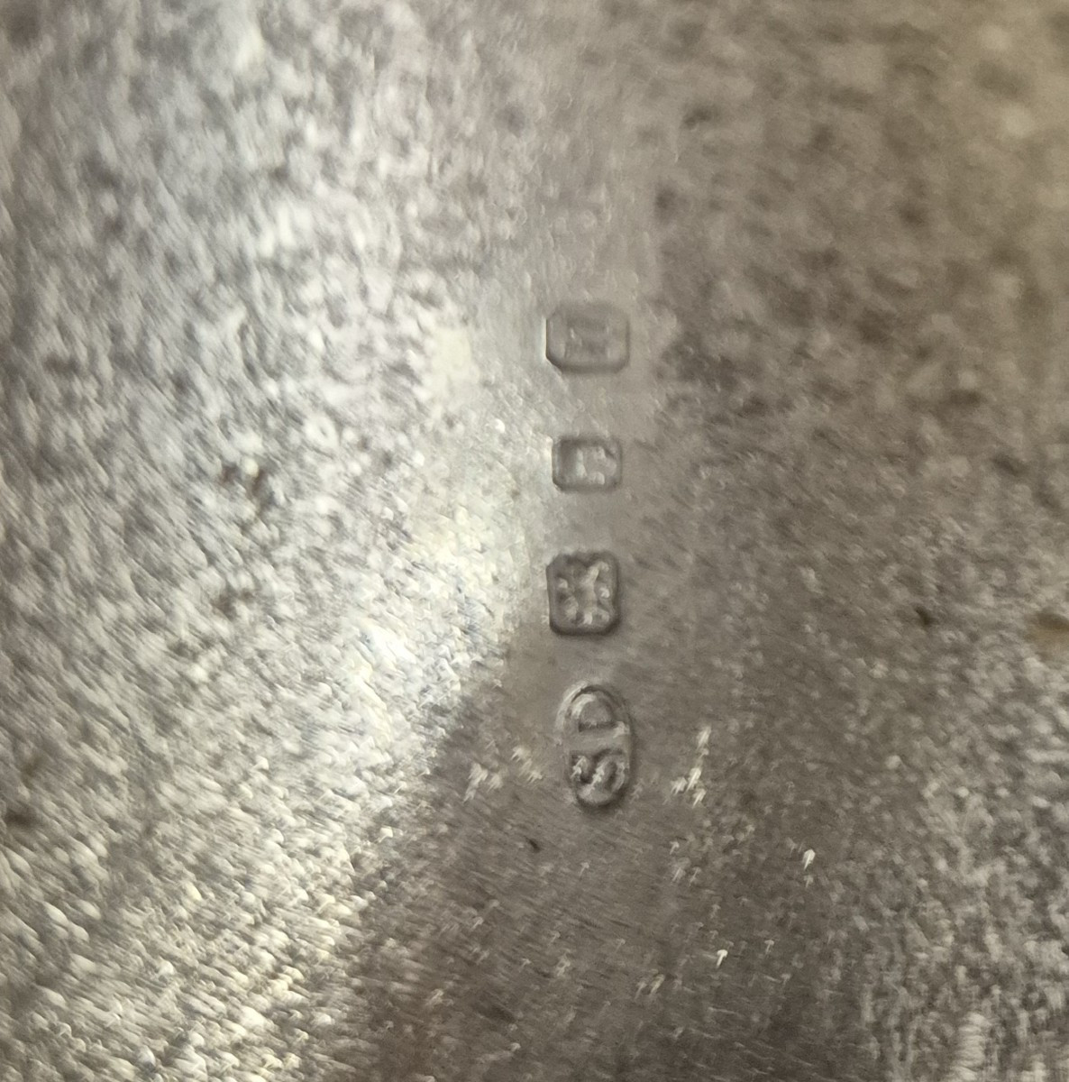 Uovo con sorpresa, Argento e argento dorato, di Stuart Devlin, Australia /Uk 1960-photo-4