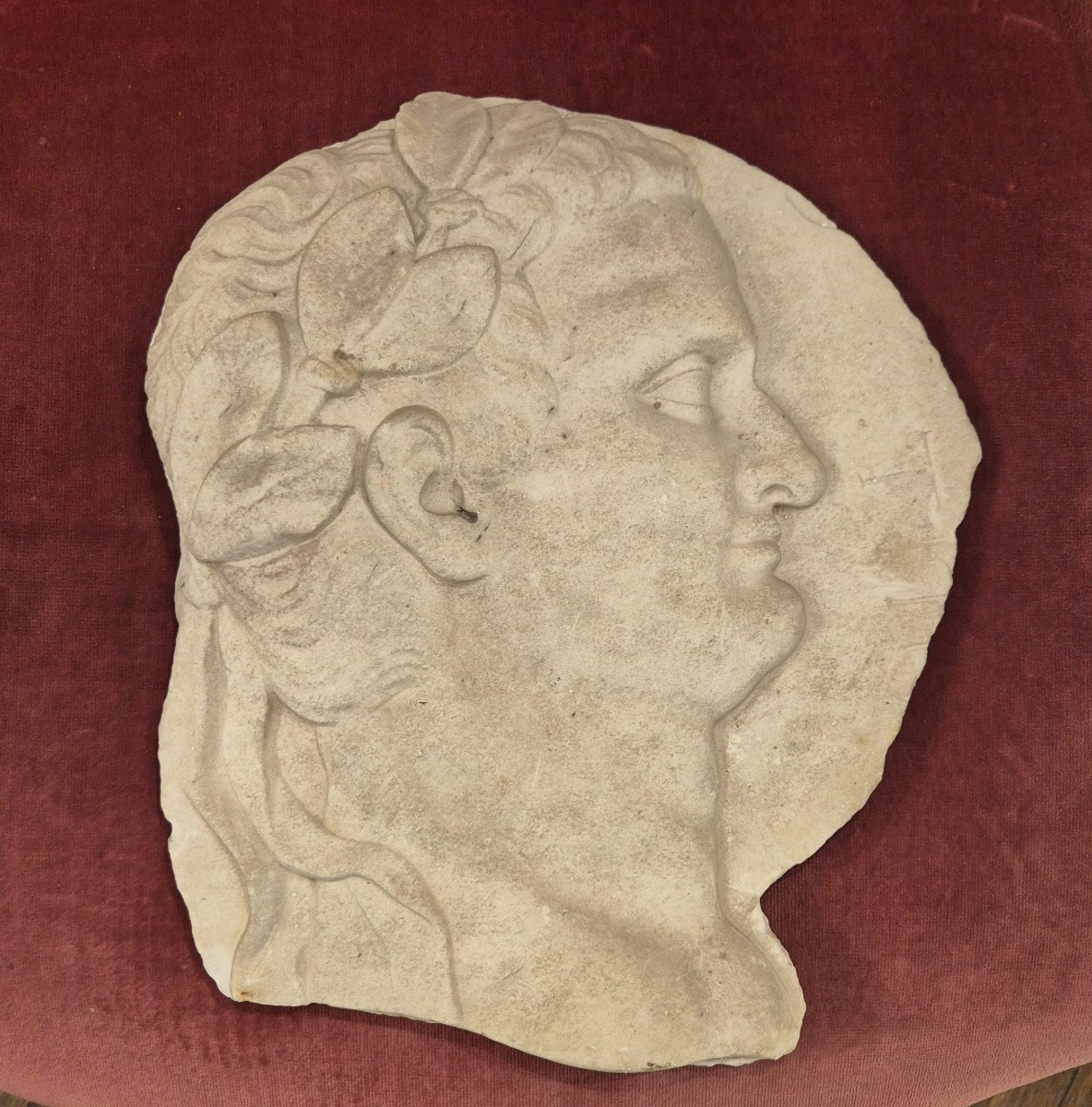 Medaglione con effige dell imperatore Tito, marmo, Roma XVIII Secolo Grand tour -photo-2