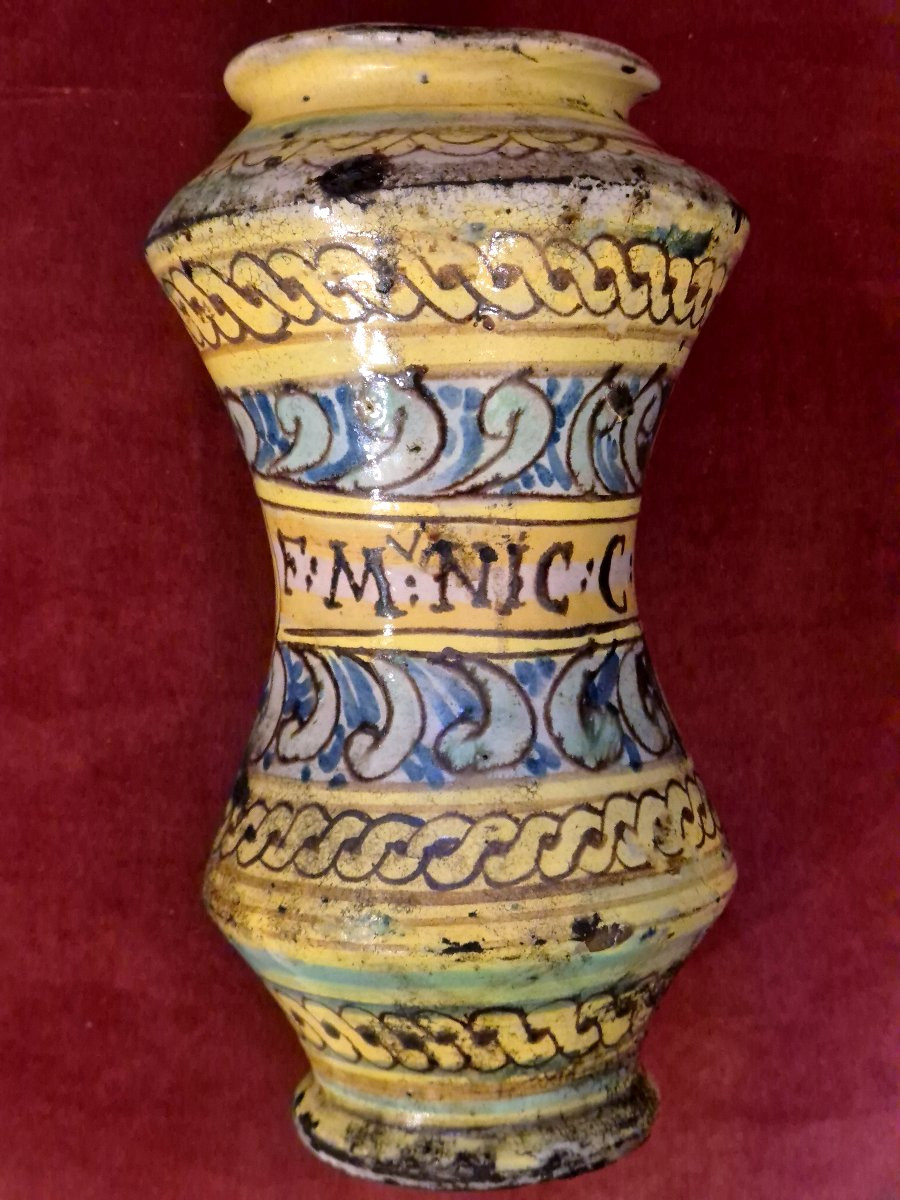 Albarello maiolica Burgio Sicilia XVII secolo Nicolò Lo Cascio 1679-photo-3