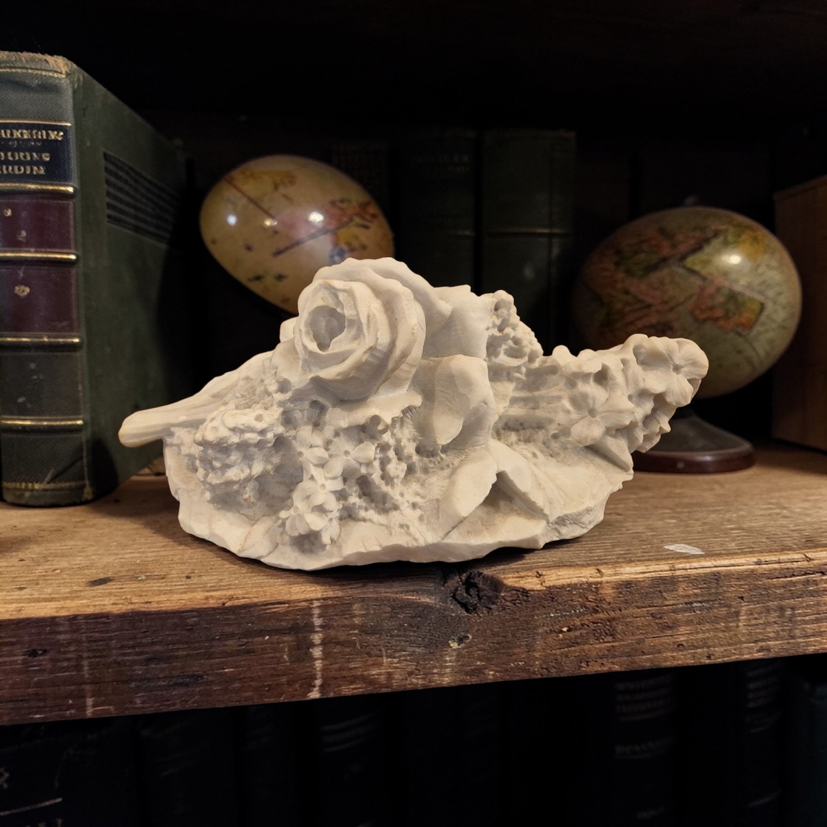 Bouquet di rose, Scultura , Marmo Italia XIX Secolo