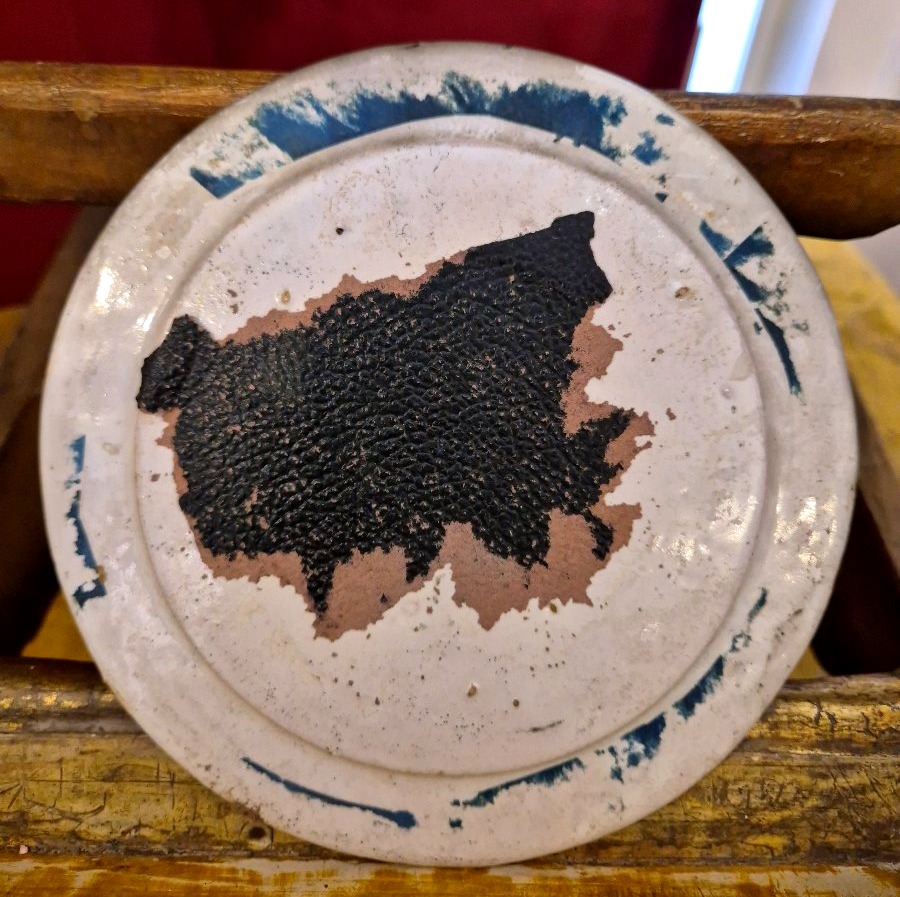 Piattino in maiolica Castelli XVIII secolo -photo-2