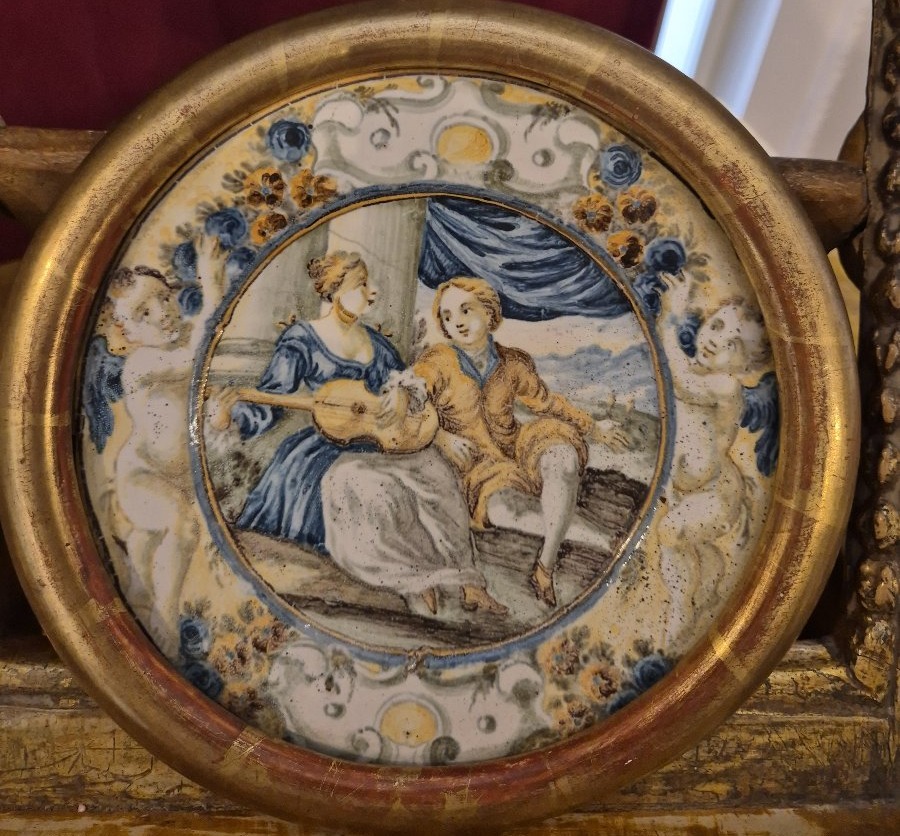 Piattino in maiolica Castelli XVIII secolo -photo-3