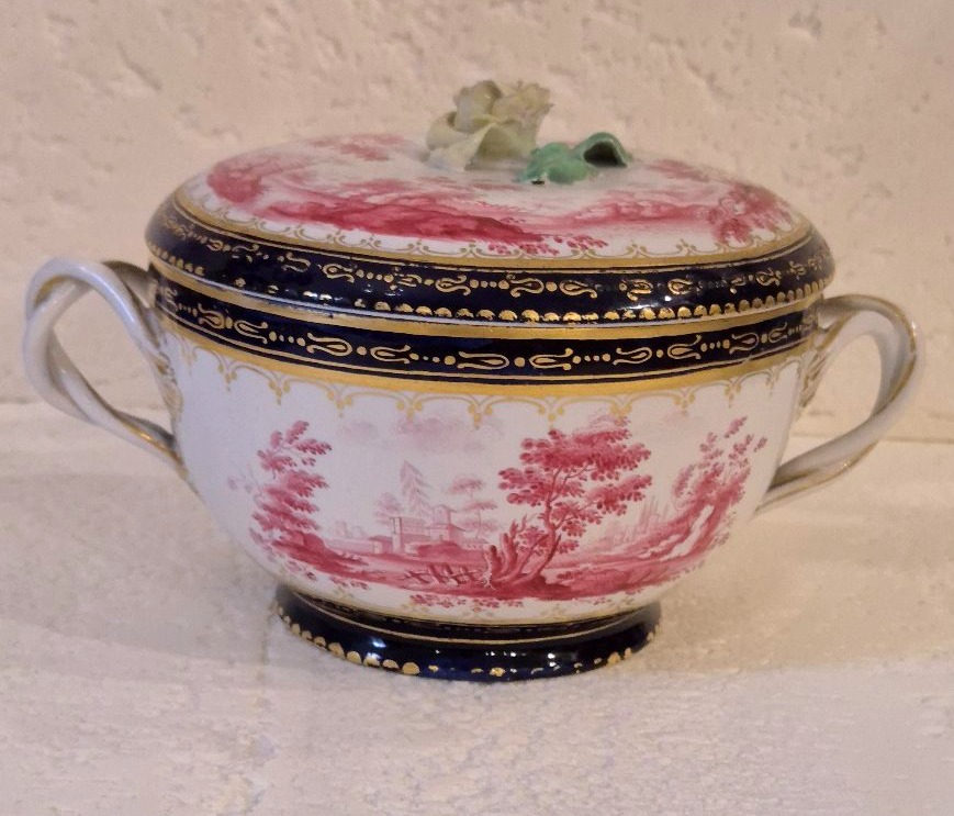 Tazza da puerpera porcellana Doccia Fanciullacci XVIII secolo