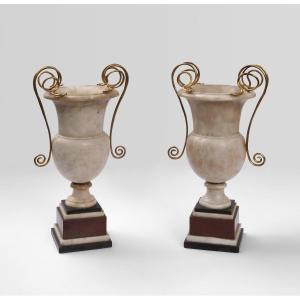 Coppia di vasi in marmo e bronzo dorato Roma XVIII secolo