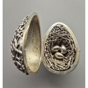 Uovo con sorpresa, Argento e argento dorato, di Stuart Devlin, Australia /Uk 1960