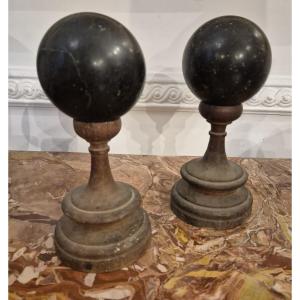 Due palle in marmo nero Grand Tour Louis XIV wunderkammer XVIII secolo