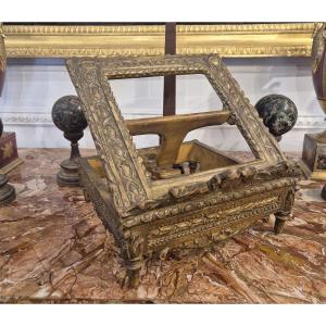 Leggio neoclassico, italia XVIII Secolo  legno intagliato 