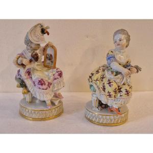 Due figure porcellana Meissen XIX secolo donna con cane