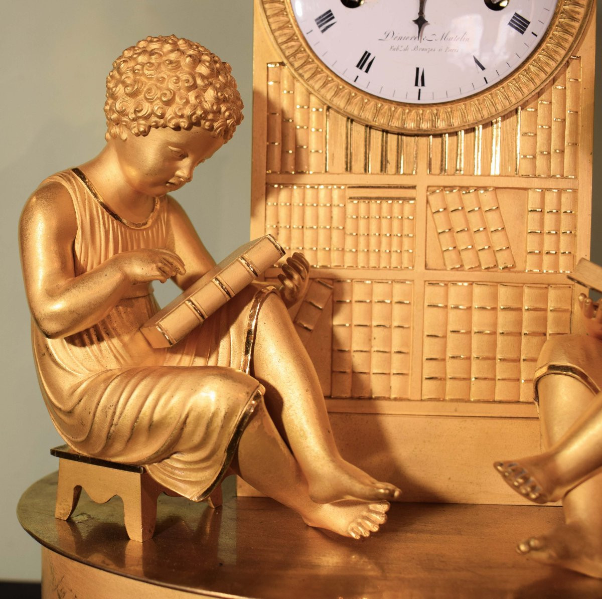 Orologio da camino in bronzo dorato – “Lettura e Conoscenza”, Denière à Paris, Primo Impero-photo-2