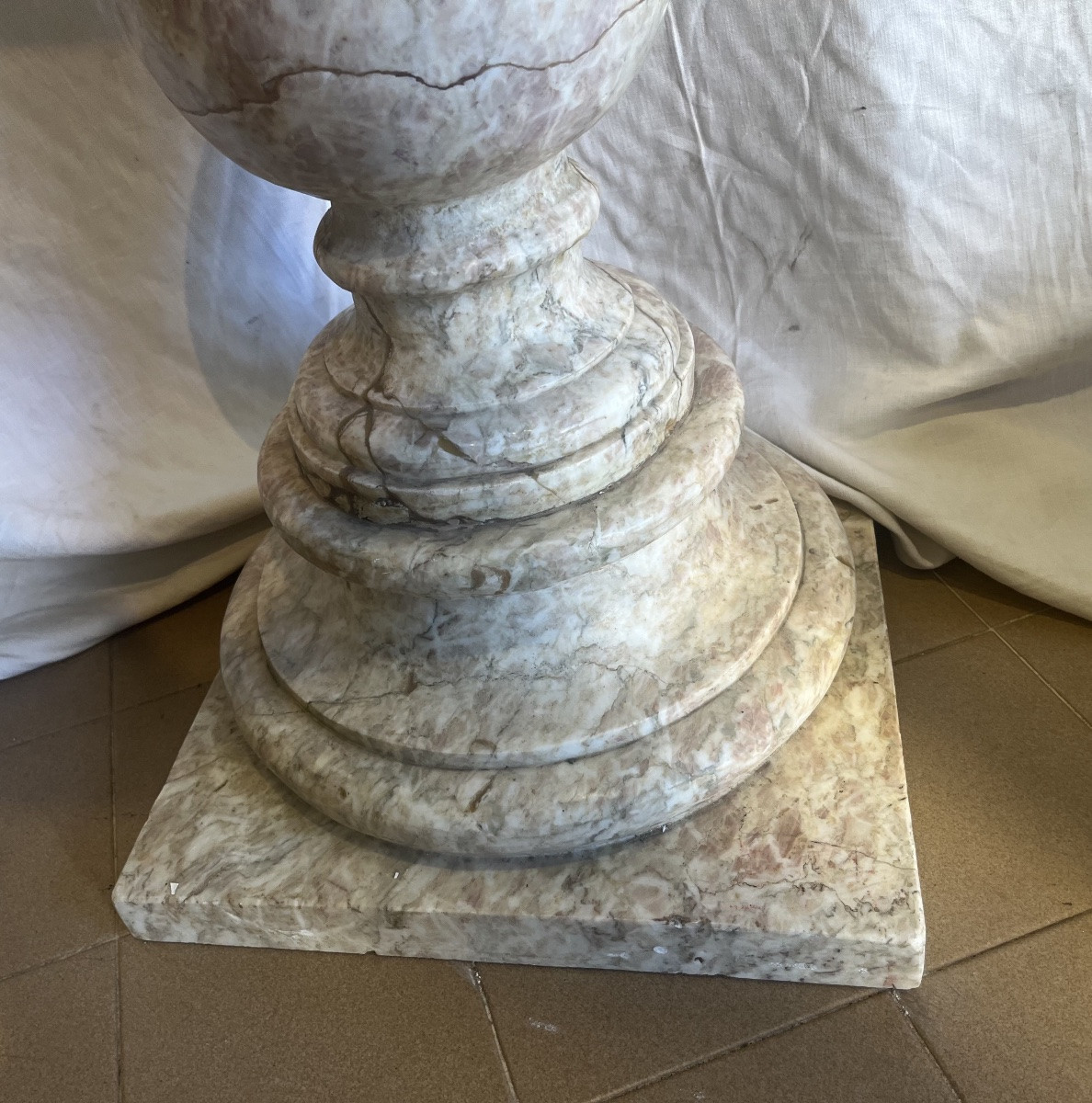 acquasantiera in marmo-photo-4