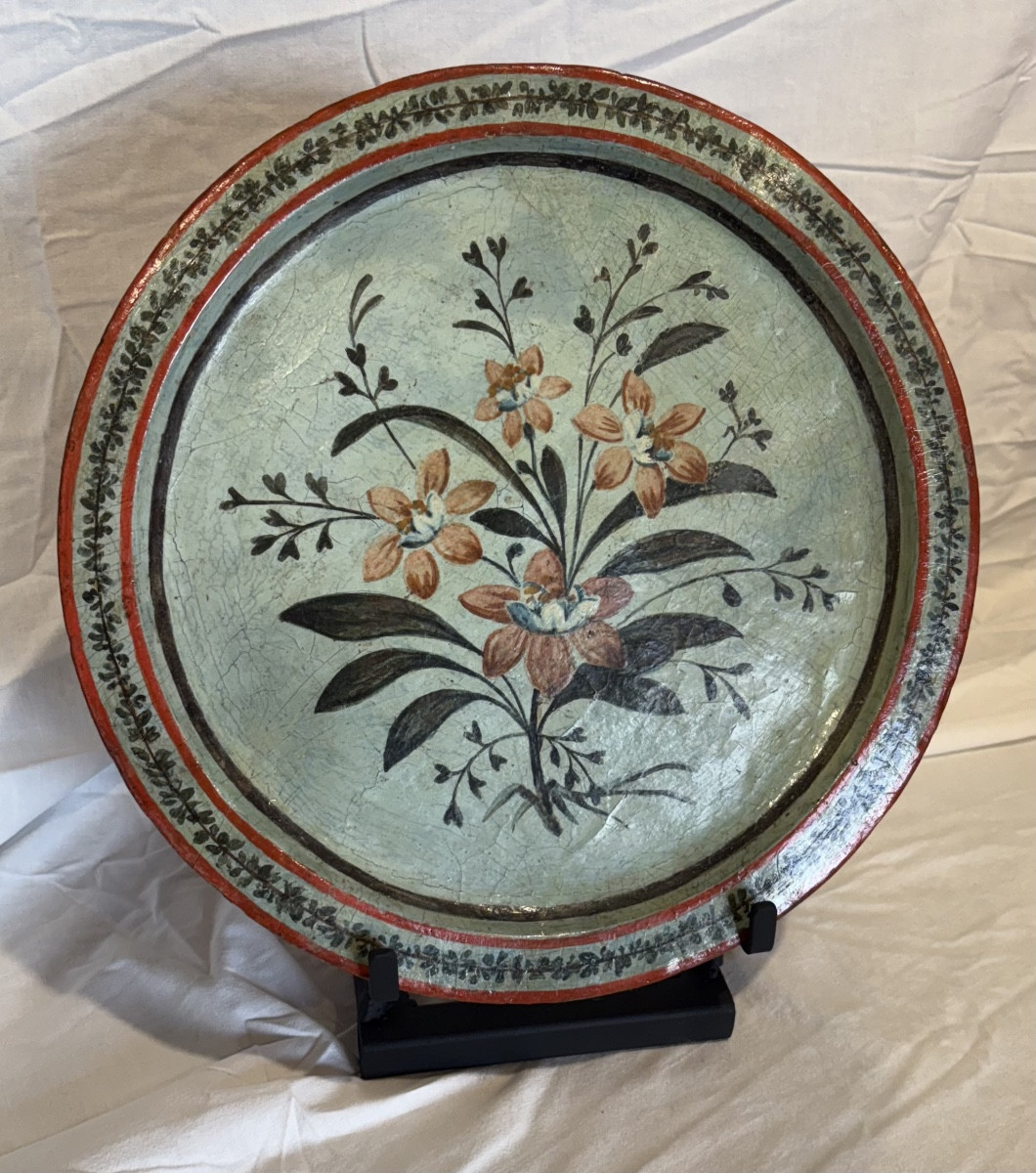 piatto in legno laccato