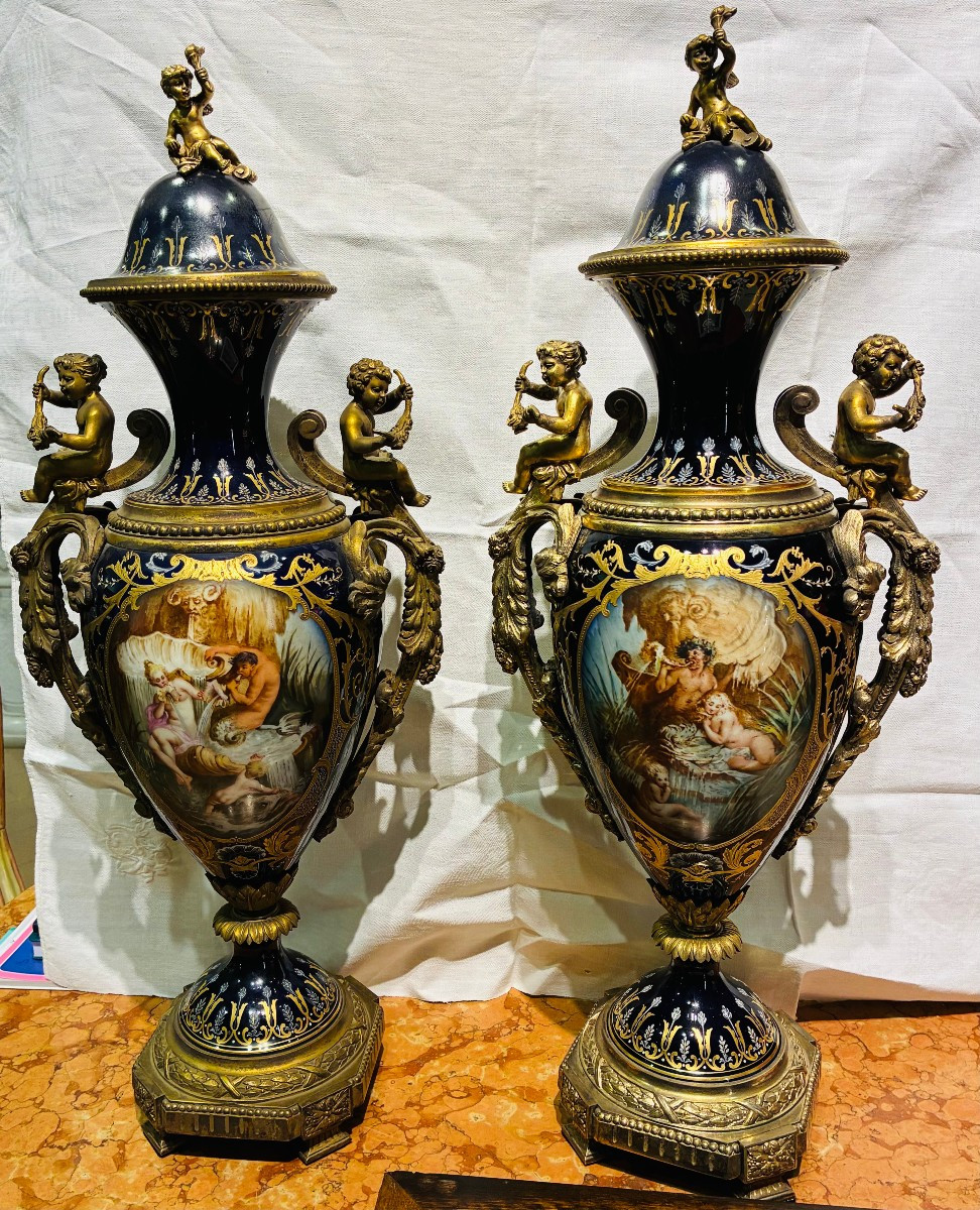 coppia di vasi di Sevres in porcellana e bronzo fine800'