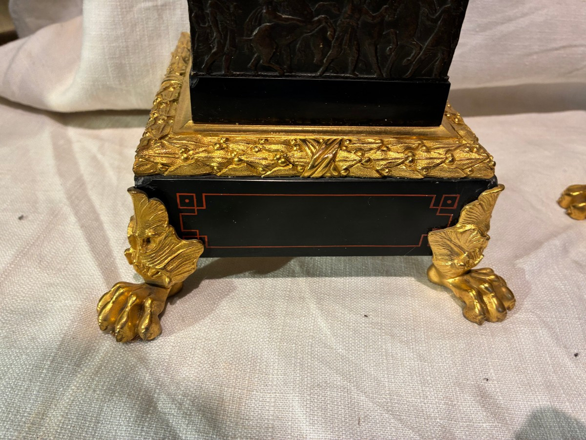 coppia di candelabri in bronzo dorato e base in marmo nero con piedini dorati XIX secolo-photo-4