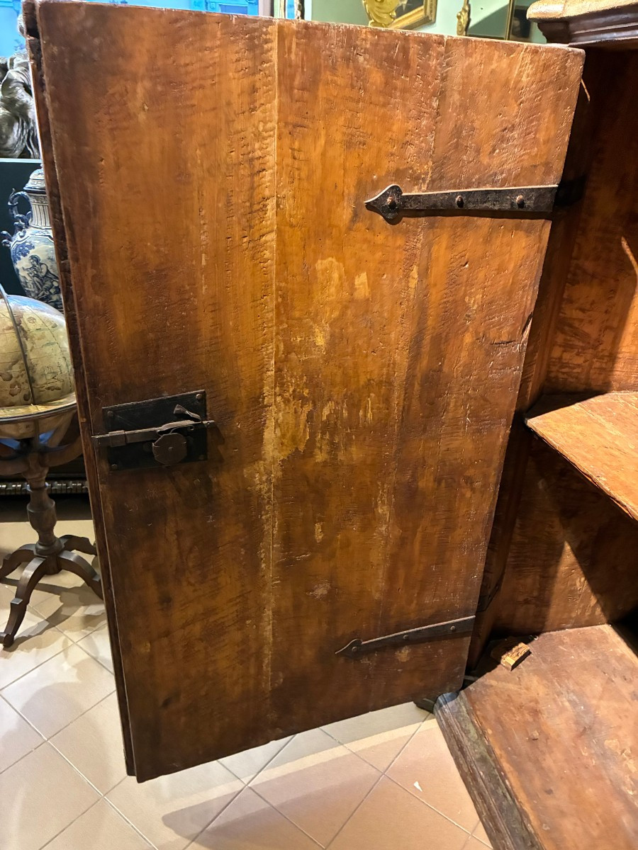 credenza a 2 ante con lacca originale di provenienza romana XVII secolo-photo-3