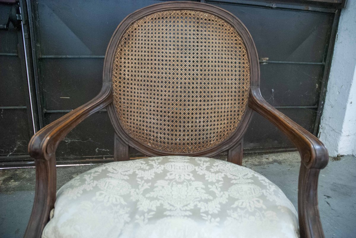 Paire De Fauteuils Génois, En Noyer, d'époque Louis XVI (fin XVIIIe Siècle)-photo-3