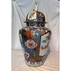 vaso in porcellana imari XIX secolo