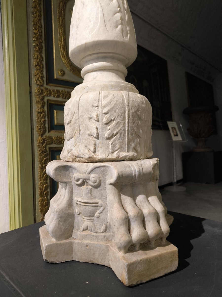 Base di candelabro in marmo. Italia settentrionale, secolo XVI.-photo-2