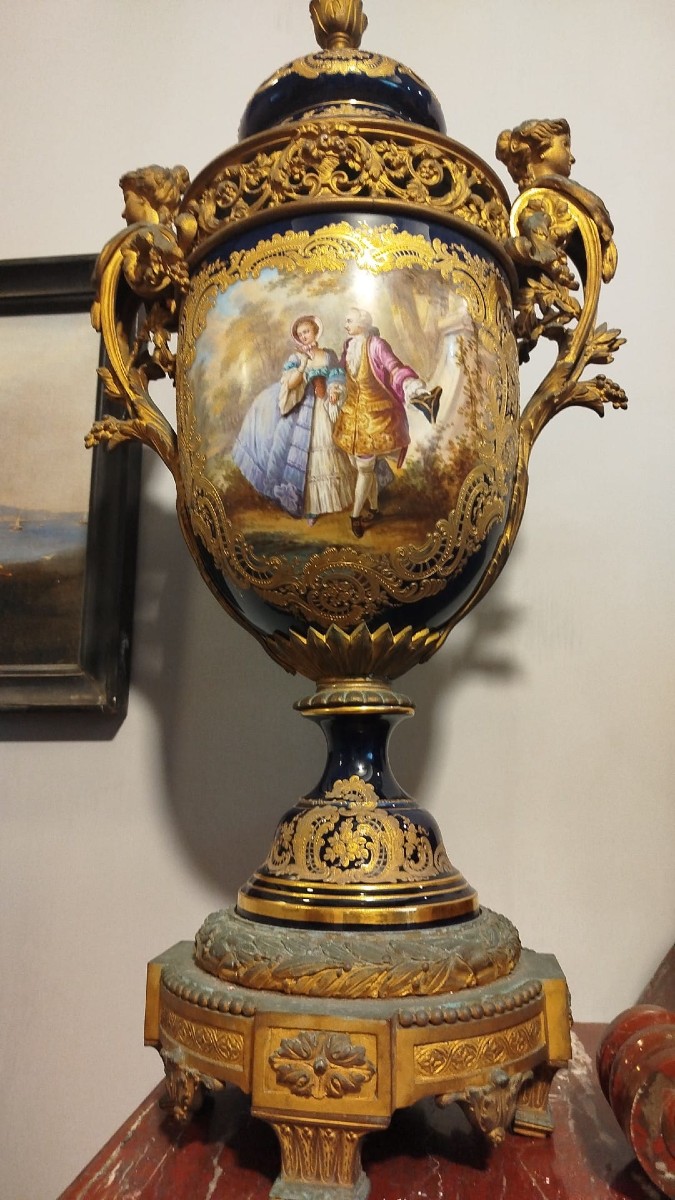 Vasi in porcellana di Sèvres con montature in bronzo dorato-photo-3