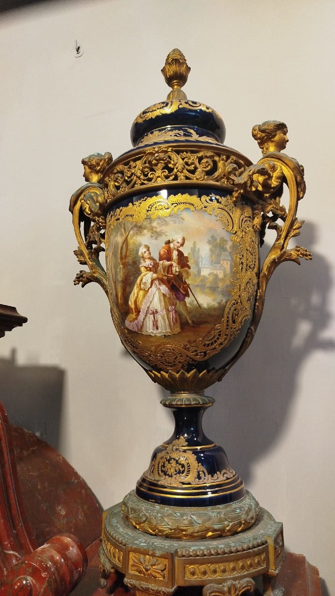 Vasi in porcellana di Sèvres con montature in bronzo dorato-photo-4