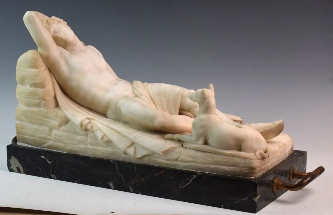 CANOVA Antonio (1757-1822), dopo "Il sonno di Endimione" Grande scultura in marmo bianco 